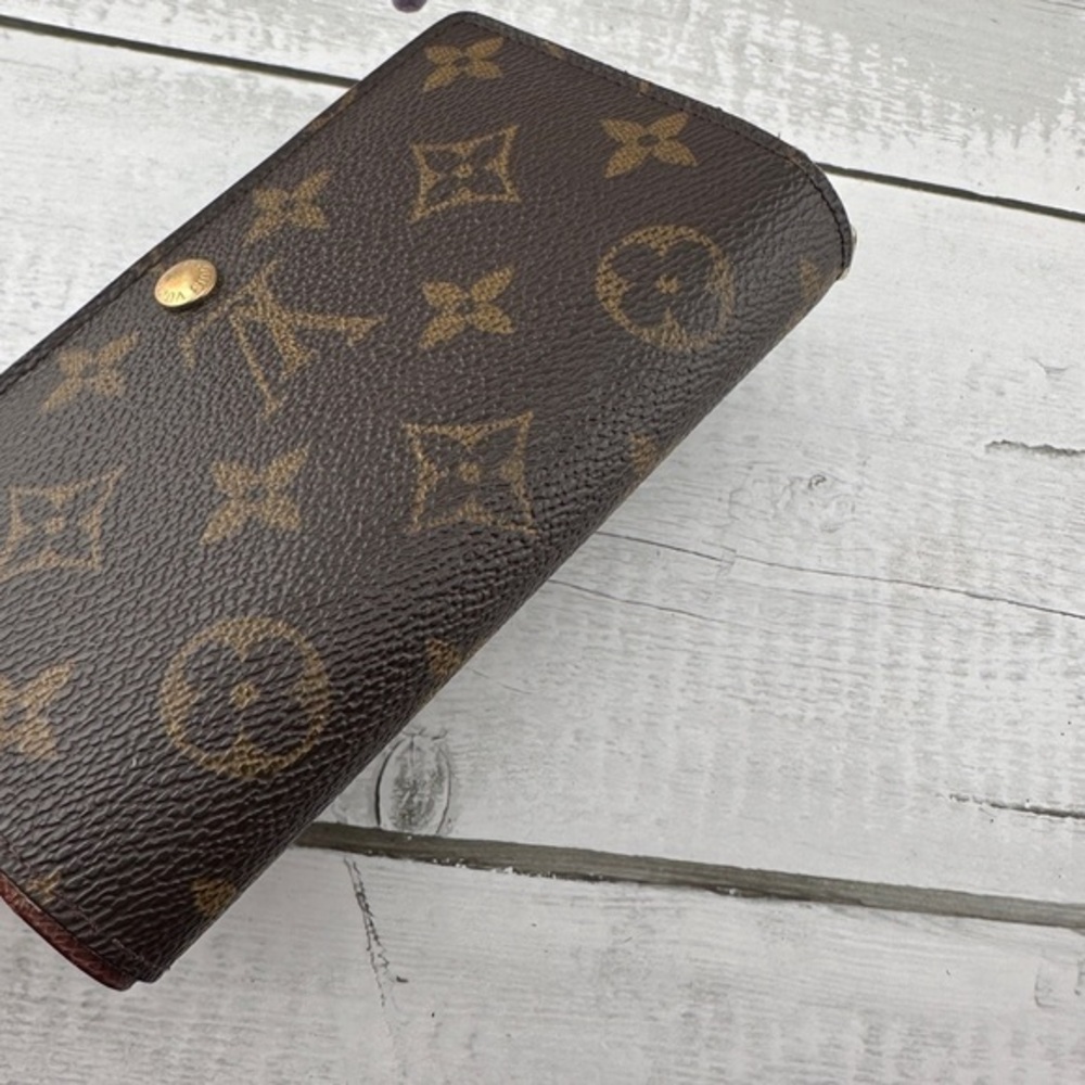 AUTHENTIC LOUIS VUITTON Monogram Porte-Monnaie Billets Tresor Wallet. - Picture 11 of 16